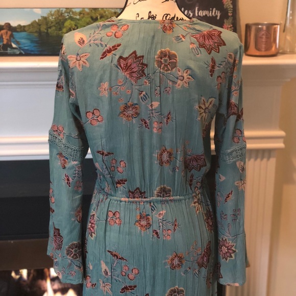 HP✨Beautiful Bohemian Floral Maxi Dress NWT - Picture 3 of 6